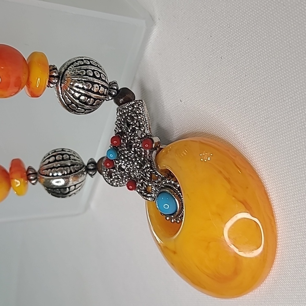 Statement Necklace - Picture 5 of 14